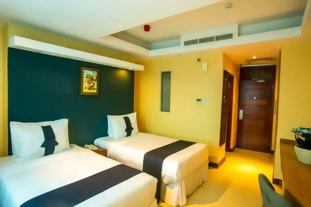Parrot Hotel Arusha