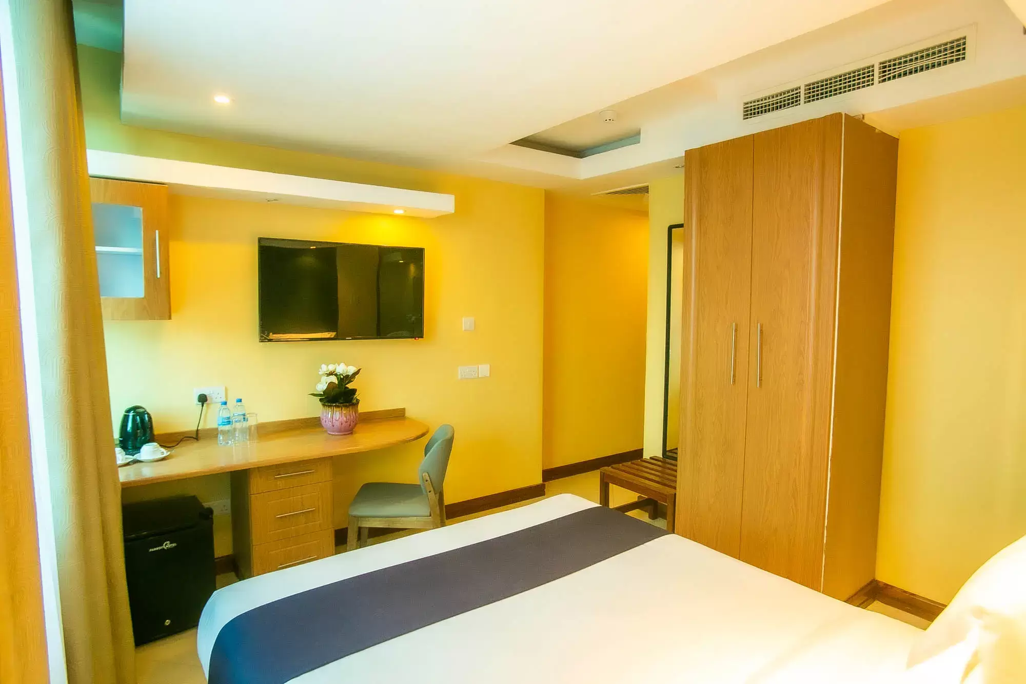 Parrot Hotel Arusha