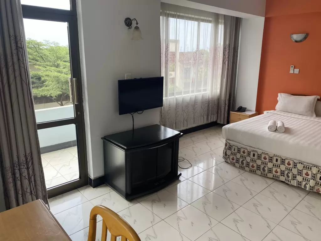 Panama Inn, Moshi