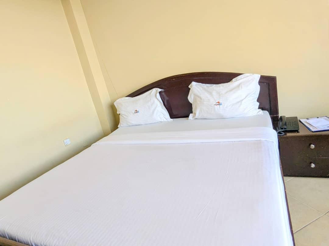 Alexander Hotel & Tours, Iringa.
