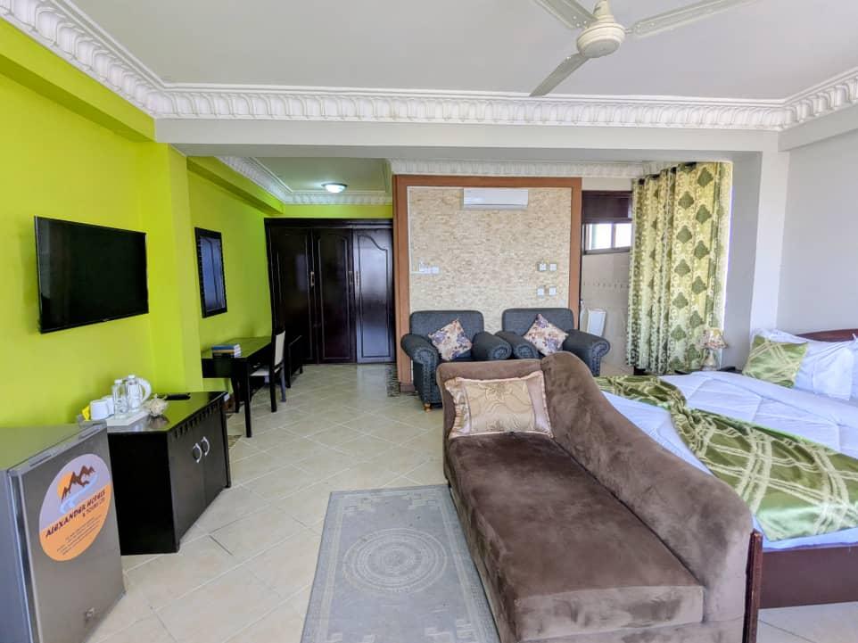 Alexander Hotel & Tours, Iringa.