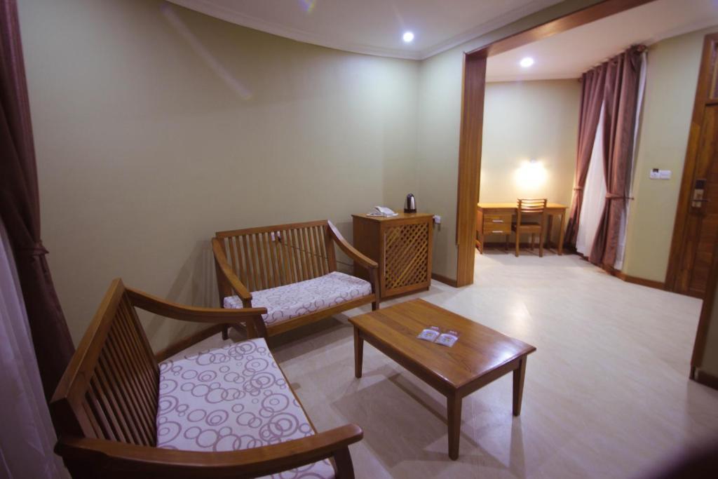 Masailand Safari Lodge, Arusha.