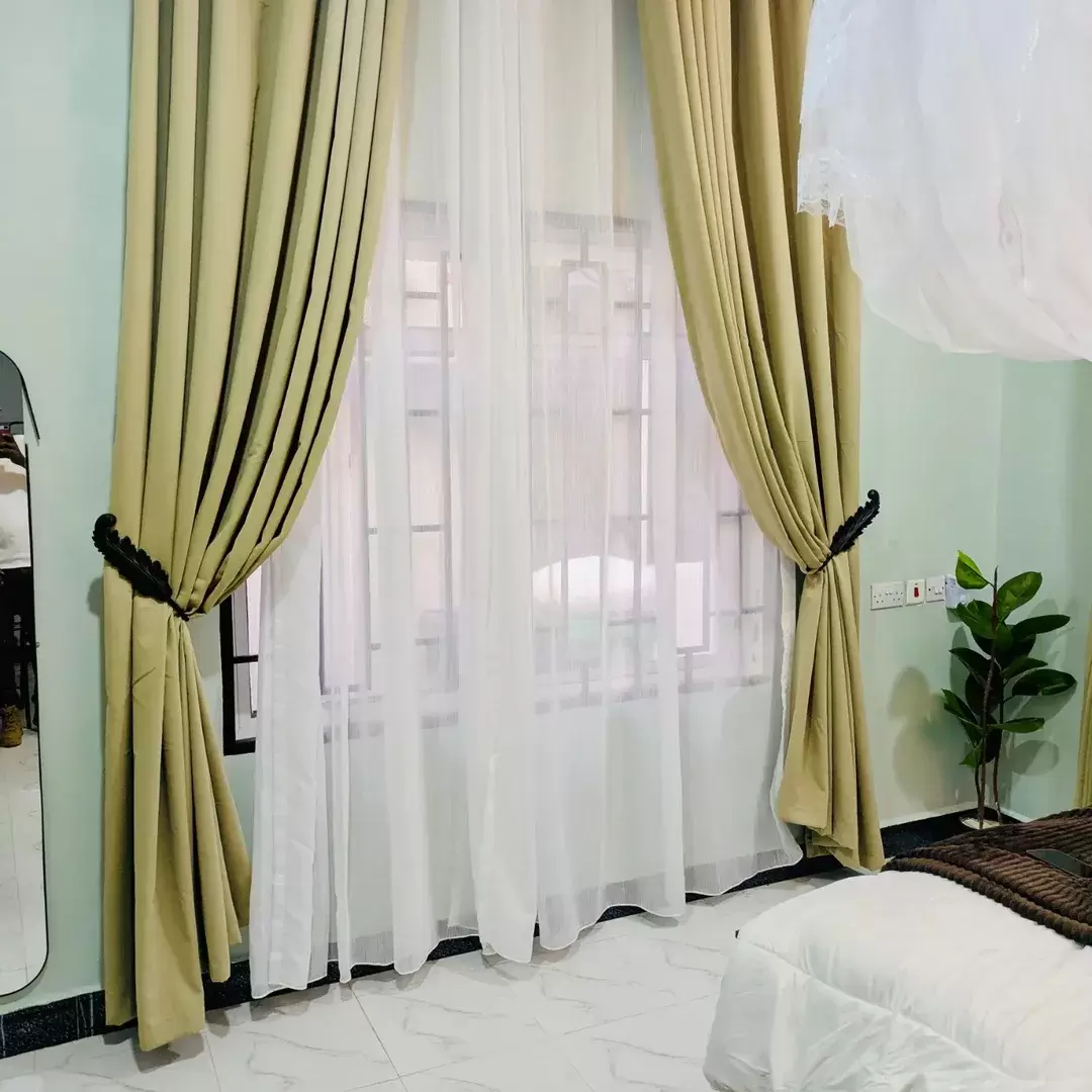 Lee Luxy Lodge, Dodoma.