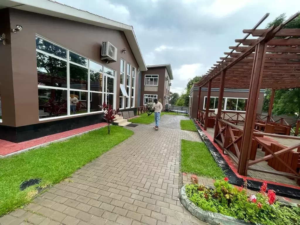 Hotel Desderia, Mbeya.