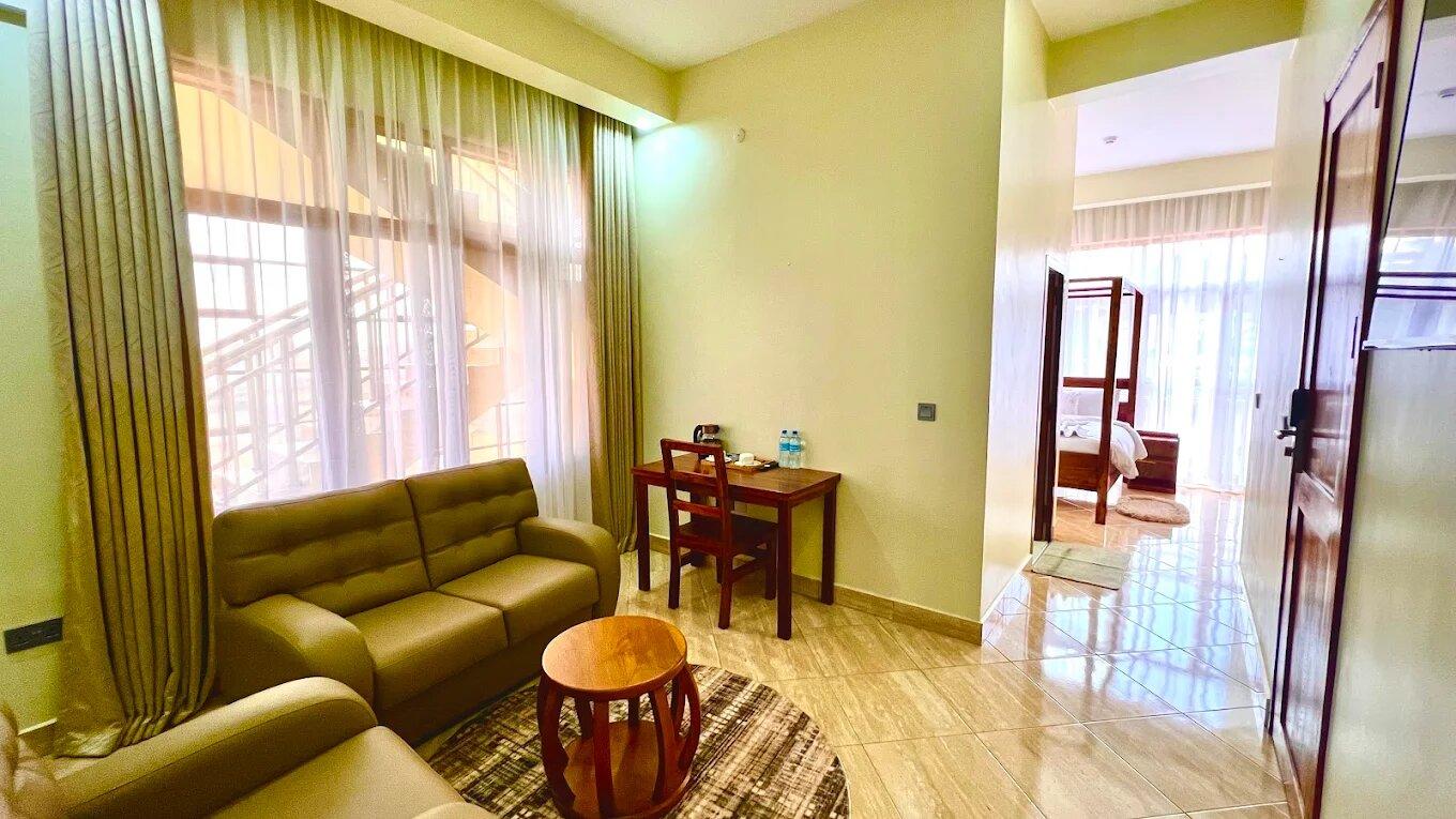 Skylark Hotel, Karatu