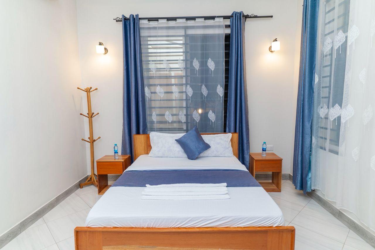 Yuzo Apartments, Tanga